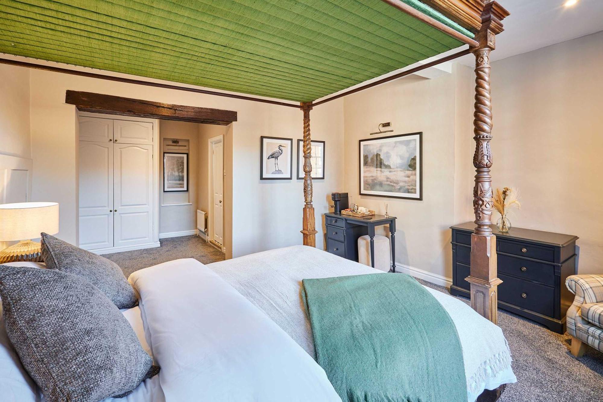 Host & Stay - The Raven Hotel มัช เวนล็อค ห้อง รูปภาพ