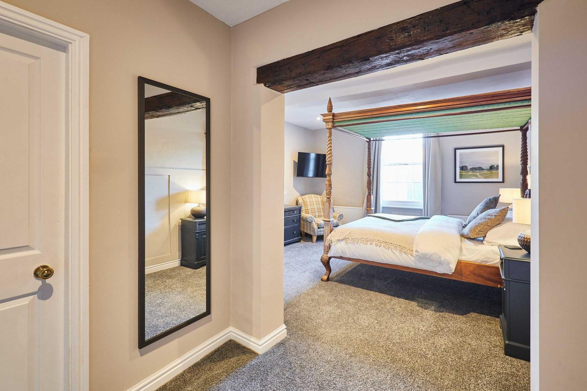 Host & Stay - The Raven Hotel มัช เวนล็อค ห้อง รูปภาพ